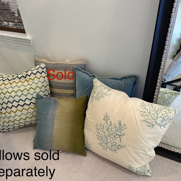 Designer‎ Decorative 24" Custom Throw Pillow - Picture 2 of 4